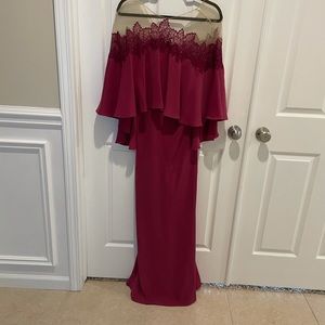 Tadashi Shoji Eartha